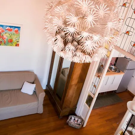 Agapantus In Dell'800 4* ドルチェアックア