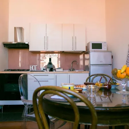 ベッド・アンド・ブレックファスト Agapantus In Dell'800 4*