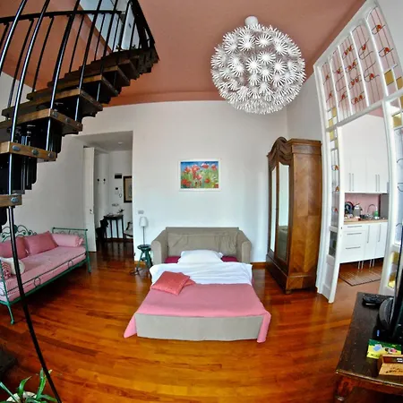 Agapantus In Dell'800 4* Dolceacqua