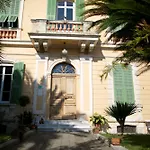 Agapantus In Dell'800 Dolceacqua