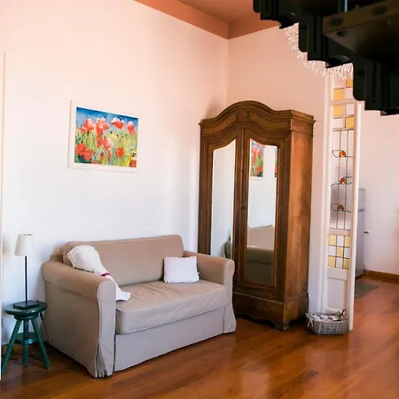 Agapantus In Dell'800 4* דולצ'אקווה